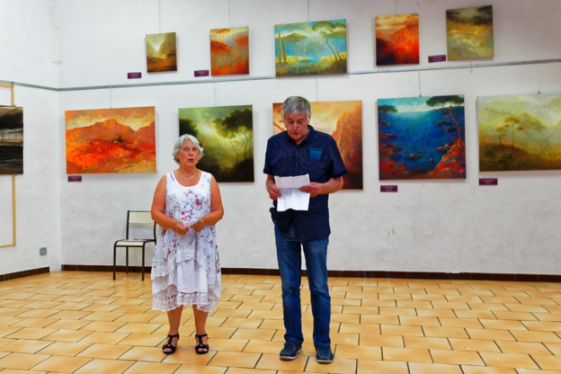 Deux salons sinon rien ! Deux salons sinon rien !