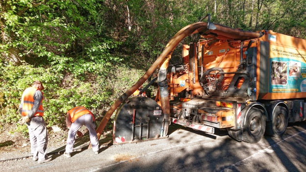 La trancheuse en action La trancheuse en action