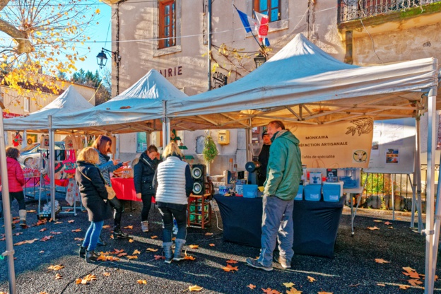 Un marché de Noël perturbé, mais réussi ! Un marché de Noël perturbé, mais réussi !