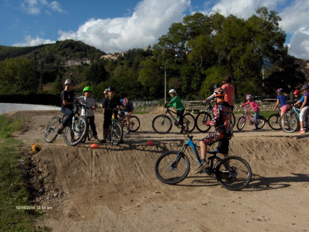Sortie BMX du vendredi 17/10/2014 et céramique.... Sortie BMX du vendredi 17/10/2014 et céramique....