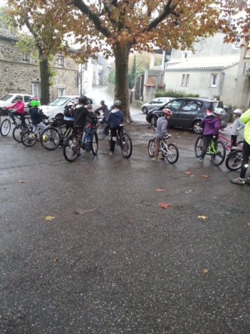 Photos des activités de ce vendredi 21 Novembre 2014 Photos des activités de ce vendredi 21 Novembre 2014