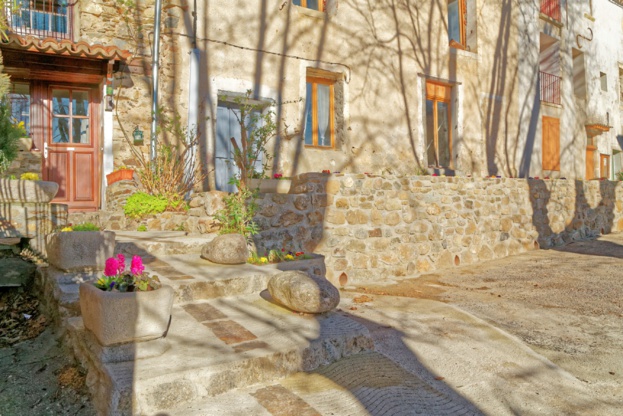 Le "Taouillé " de la Place du Château à Serres Le "Taouillé " de la Place du Château à Serres