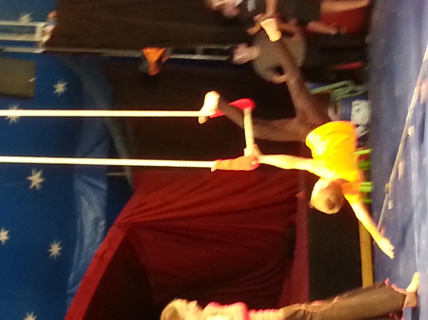 Spectacle de Cirque à Aumessas Spectacle de Cirque à Aumessas