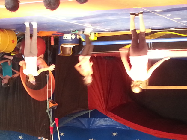 Spectacle de Cirque à Aumessas Spectacle de Cirque à Aumessas