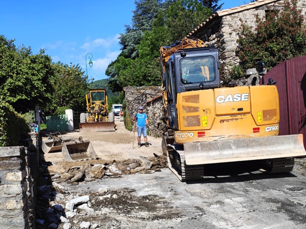 Réfection de la chaussée du chemin du Tour de ville Réfection de la chaussée du chemin du Tour de ville