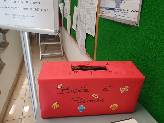 Boîte à poèmes Boîte à poèmes