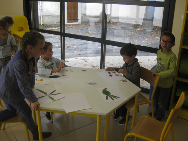 Expédition des oeuvres des GS pour le concours "Youpi"  Expédition des oeuvres des GS pour le concours "Youpi"