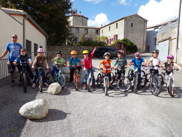 Quelques nouvelles photos et vidéos des activités périscolaires Quelques nouvelles photos et vidéos des activités périscolaires