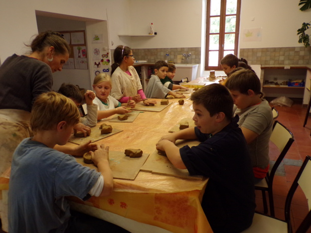 Quelques nouvelles photos et vidéos des activités périscolaires Quelques nouvelles photos et vidéos des activités périscolaires