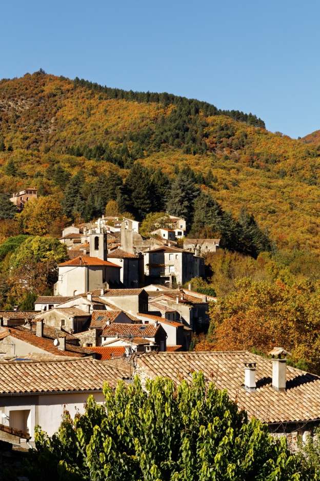 Le village Le village