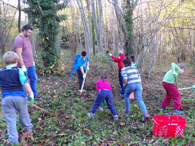 Activités périscolaires semaine du 9 au 13 Novembre 2015 Activités périscolaires semaine du 9 au 13 Novembre 2015