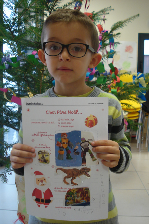 Activités périscolaires : "la lettre au Père-Noël" avec Danièle Activités périscolaires : "la lettre au Père-Noël" avec Danièle