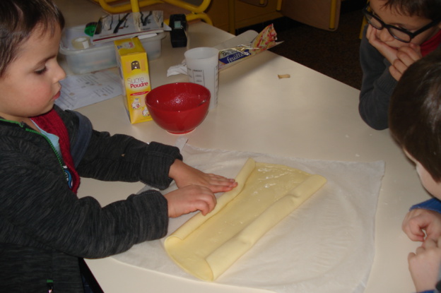 Côté cuisine avec Danièle c'est la recette des "palmiers au sucre et nutella" Côté cuisine avec Danièle c'est la recette des "palmiers au sucre et nutella"
