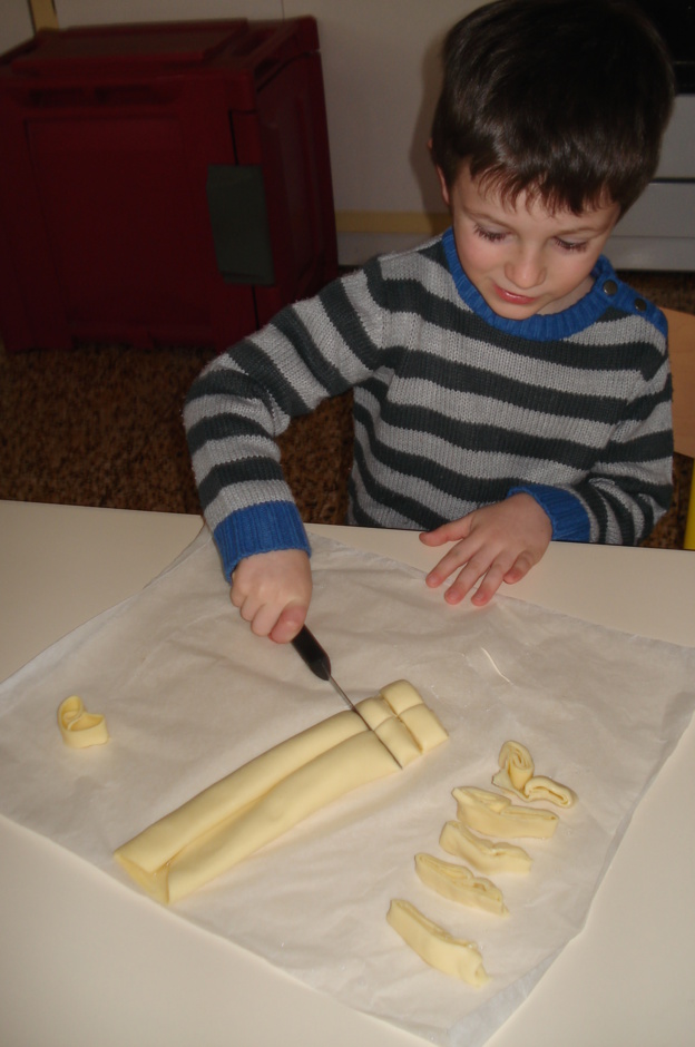 Côté cuisine avec Danièle c'est la recette des "palmiers au sucre et nutella" Côté cuisine avec Danièle c'est la recette des "palmiers au sucre et nutella"
