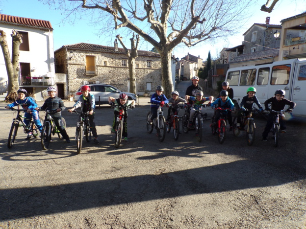 De nouvelles photos aux activités périscolaires de ce 2ème trimestre De nouvelles photos aux activités périscolaires de ce 2ème trimestre