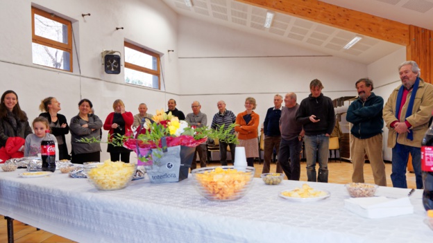 Personnel et élus pendant le discours du maire Personnel et élus pendant le discours du maire