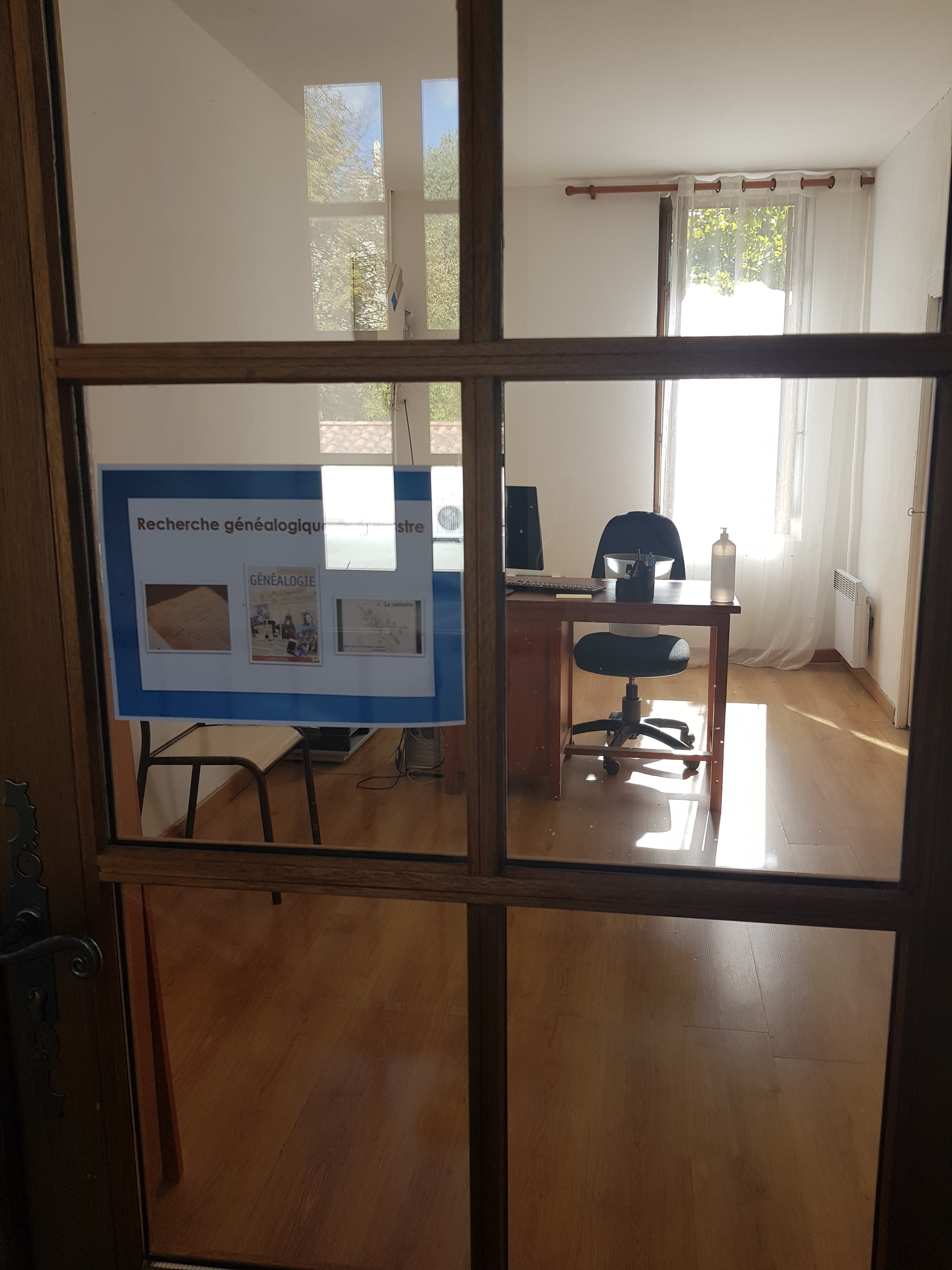 Nouveau à la mairie ! Un bureau pour recherche généalogique et cadastre Nouveau à la mairie ! Un bureau pour recherche généalogique et cadastre